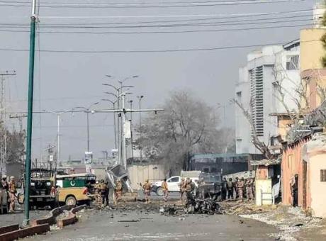 Pakistan'da Eş Zamanlı Terör Saldırısı: Ölü Sayısı 48'e Yükseldi