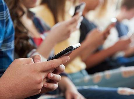 İspanya, 16 Yaş Altı Çocuklar İçin Sosyal Medya Erişimini Yasaklıyor