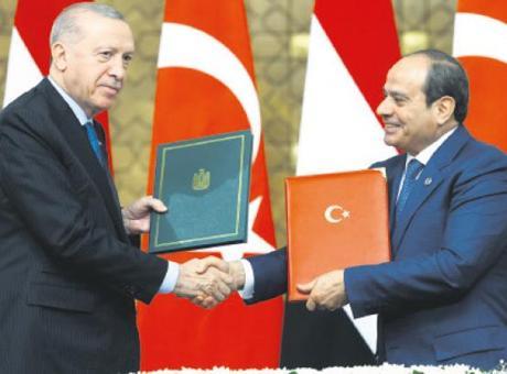 Cumhurbaşkanı Erdoğan, Mısır'da Sisi ile Filistin Davasını Görüştü!