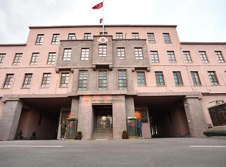 Millî Savunma Bakanlığı'ndan Suriye Açıklaması: Görevlendirmeler Güvenlik Soruşturmasıyla Belirlenecek