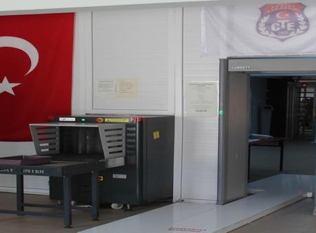 Cezaevi Personelinin Dikkatiyle Uyuşturucu Sokma Planı Ortaya Çıktı: 19 Şüpheli Tutuklandı