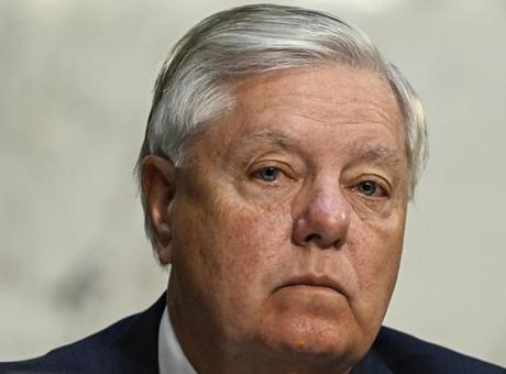 Senatör Graham, Epstein Soruşturma Belgelerinde 100'den Fazla Kez Yer Alıyor