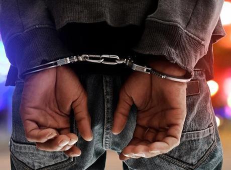 Fransa'da Çifte Cinayet Davasında İkizlerin Kimliği Bulunamıyor