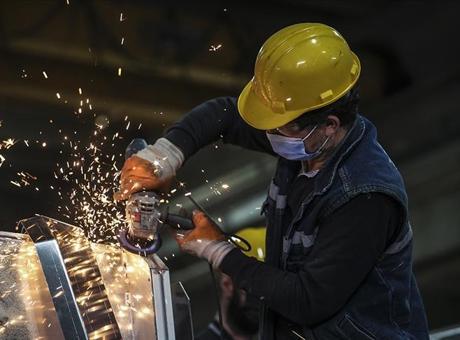 Türkiye'de Sanayi Üretim Endeksi Düşüş Gösterdi