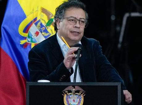 Kolombiya Cumhurbaşkanı Petro, Suikast Korkusuyla Yer Değiştirdi