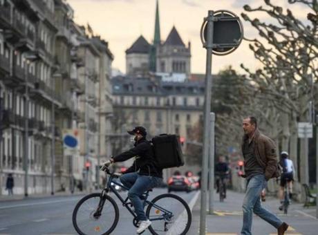 İsviçre Referanduma Gidiyor: Nüfus 10 Milyonu Aşarsa Hükümet Harekete Geçecek