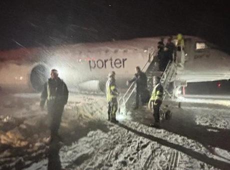 Porter Airlines Uçağı Halifax'ta Pistten Çıktı: 2.5 Saatlik Tahliye Süreci