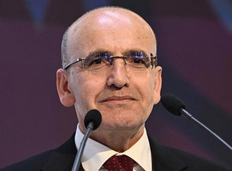 Bakan Şimşek: Cari Denge Hedefleri Başarıyla Korunuyor