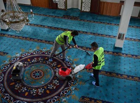 Erzurum'da Ramazan Hazırlıkları: 376 Camide Temizlik ve 10 Bin Kişiye Destek