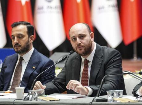 Büyükgümüş: İstanbul, Yolsuzluk Ağı ile Mücadele Ediyor