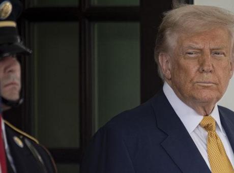 Trump'tan İran'a Cenevre Müzakereleri Öncesi Sert Uyarı: Anlaşma Yapılmazsa Sonuçları Olacak