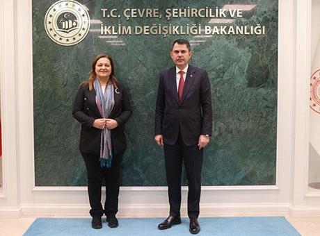 Bakan Kurum'dan Burcu Köksal'a Destek: Kentsel Dönüşüm Üzerine Verimli Görüşme