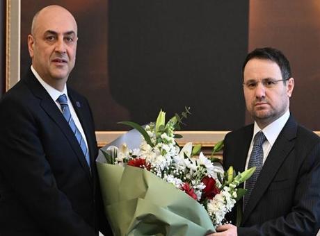 Adalet Bakanı Gürlek'ten Avukatlara Destek: Ortak Çözümler İçin İstişareler Başlıyor