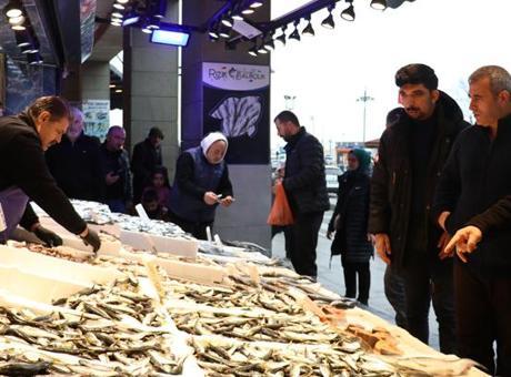 Ramazan Ayında Trabzon'daki Balık İlgisi Devam Ediyor