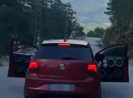 Antalya'da 15 Yaşındaki Ehliyetsiz Sürücüye Ağır Ceza Uygulandı