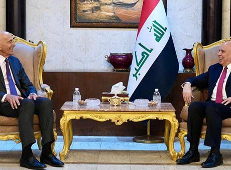Irak Dışişleri Bakanı, ABD'nin Suriye Özel Temsilcisi ile Kritik Görüşme Gerçekleştirdi