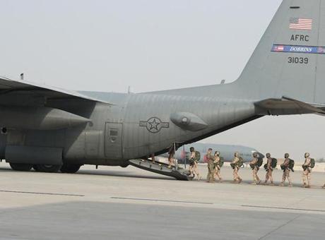 ABD Uçakları İsrail'de: Müzakere Öncesi Stratejik Gelişmeler