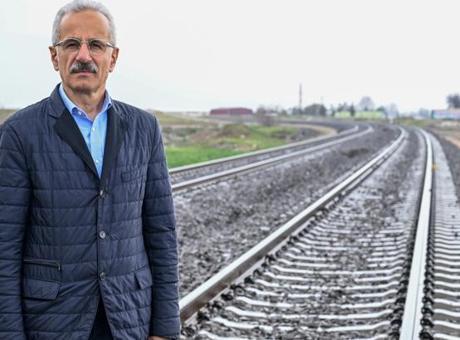 Türkiye'nin En Büyük Dış Finansmanlı Demiryolu Projesi İçin Ön Anlaşma İmzalandı