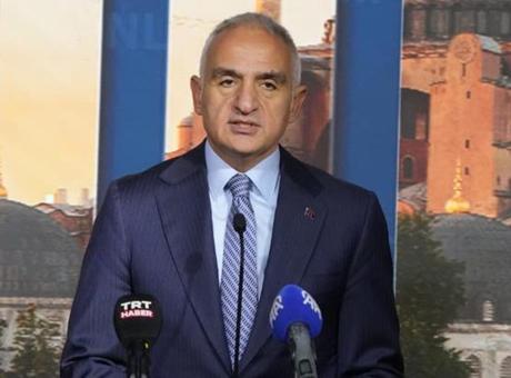 Bakan Ersoy: Vakıflar, Ramazan Boyunca Günde 100 Bin Kişiye İftar Sunuyor