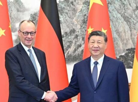 Friedrich Merz'den Çin'e Tarihi Ziyaret: İki Ülke Arasındaki İlişkiler Derinleşiyor