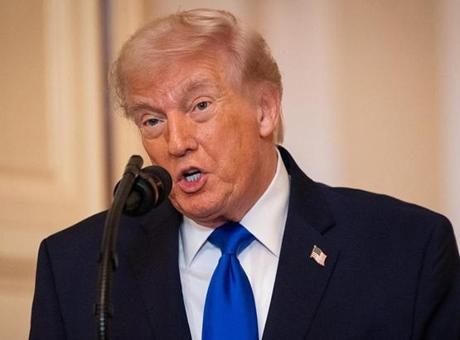 Trump'tan İran Açıklaması: Füze Kapasitesini Yok Edeceğiz!