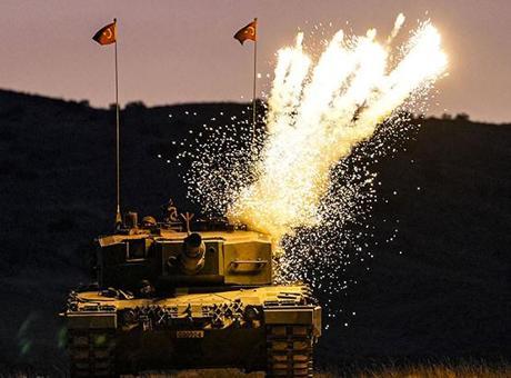 Uzmanlar, Türkiye'nin Stratejik Önemi Üzerine Değerlendirmelerde Bulundu