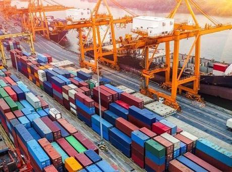 Bakan Bolat Şubat Ayı İhracat Verilerini Açıkladı: 21 Milyar Dolarla Tarihi Bir Başarı