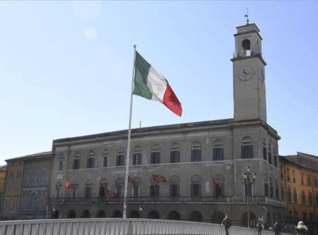 İtalya'nın Başbakanlık Ofisi Yakınında Şüpheli Çanta Alarmı