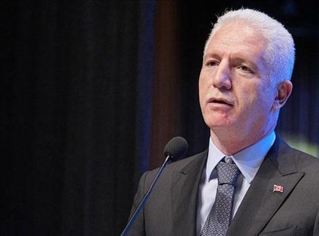 İstanbul Valisi Davut Gül'den Öğrencilere Burs Müjdesi: 10 Bin TL Destek