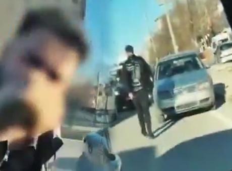 Gaziantep'te Trafik Tartışması Sonrası Camına Yumruk Attığı Araca 180 Bin TL Ceza Kesildi