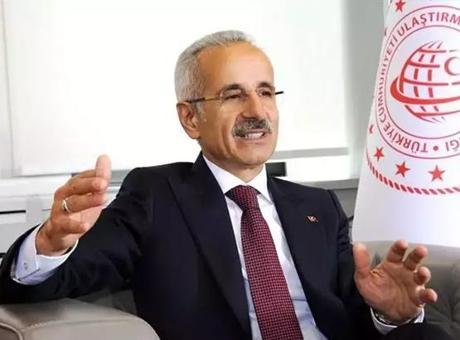 Ulaştırma Bakanı Uraloğlu: ‘Süper Hızlı Tren’ Projesi İle Seyahat Süresi 80 Dakika Olacak!