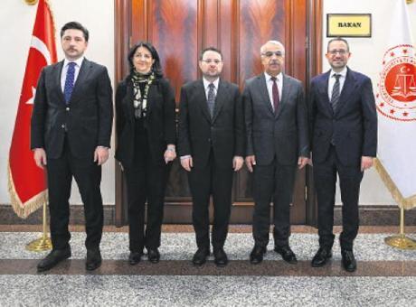 İmralı Heyeti'nden İçişleri ve Adalet Bakanlarına Ziyaret