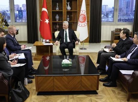 Bakan Bolat, Katar ve Yeni Zelanda Büyükelçileri ile Ekonomi Görüşmeleri Gerçekleştirdi