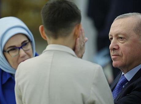 Cumhurbaşkanı Erdoğan, Devlet Himayesindeki Çocuklarla İftar Sofrasında Buluştu