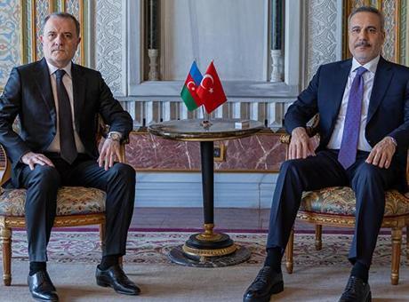 Dışişleri Bakanı Hakan Fidan, Azerbaycanlı Meslektaşı Bayramov ile Görüştü