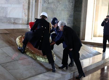 Demet Güler, 8 Mart Dünya Kadınlar Günü'nü Anıtkabir'de Kutladı