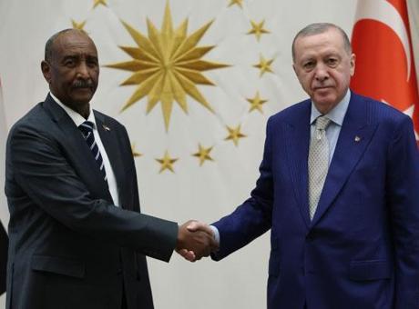Cumhurbaşkanı Erdoğan, Sudan Lideri el-Burhan ile Önemli Görüşme Gerçekleştirdi