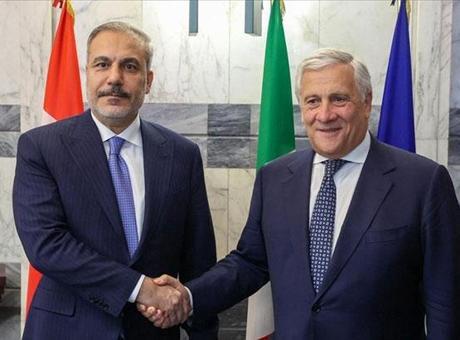 Dışişleri Bakanı Hakan Fidan, İtalyan Mevkidaşı Tajani ile Bölgesel Gelişmeleri Görüştü