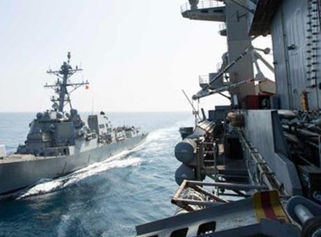 USS Gerald R. Ford Uçak Gemisinde Yangın: Teknik Arıza Nedeniyle Kontrol Altına Alındı