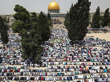İsrail, Ramazan’ın Son Cumasında Mescid-i Aksa'ya Erişimi Engelledi