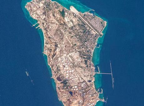 ABD, İran'ın 'Yasak Adası' Üzerinde Tarihin En Şiddetli Bombardımanını Gerçekleştirdi