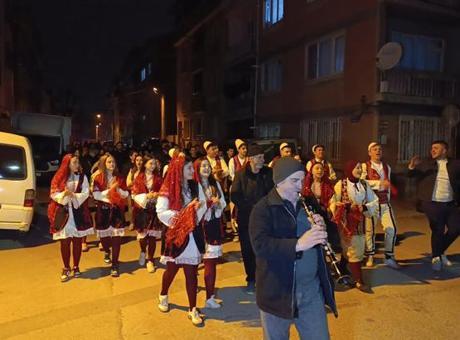 İnegöl'de Ramazan Coşkusu: Rumeli Ezgileri ile Sahur Keyfi