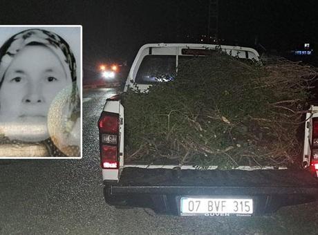 Antalya'da Kamyonetten Düşen Kadın Hayatını Kaybetti