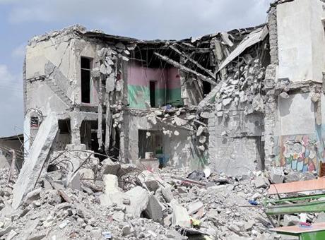 ABD ve İsrail'den İran'da Okul Hedefi: Ciddi Hasar Tespit Edildi