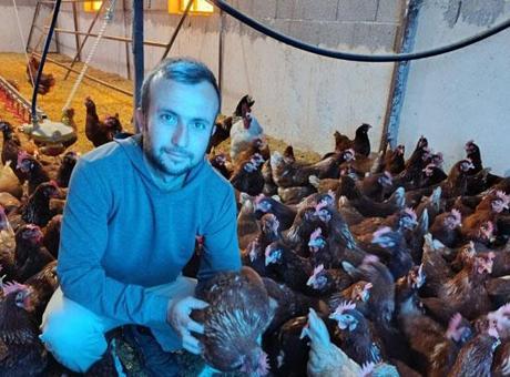 Yüksek Kiralar Sebebiyle Köyüne Dönen Levent Sertkaya, Çiftliğini Kurdu