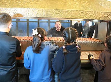 Ankara'da Ramazan Ayında Devlet Korumasındaki Çocuklar İçin Örnek İftar Etkinliği