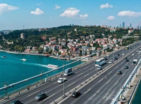 Ramazan Bayramı'nda Ücretsiz Otoyol ve Köprü Geçişi Müjdesi