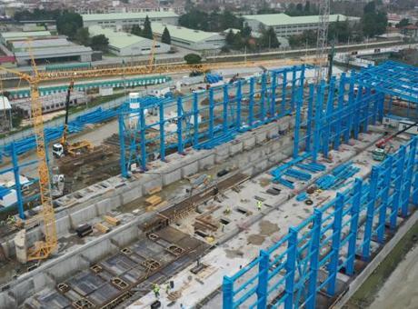 Türkiye'nin İlk Hızlı Tren Fabrikasında Çalışmalar Hızla İlerliyor