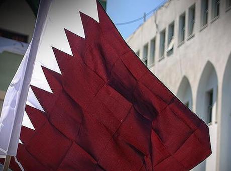 Katar'da Rutin Görev Sırasında Helikopter Düştü: Arama Çalışmaları Başlatıldı