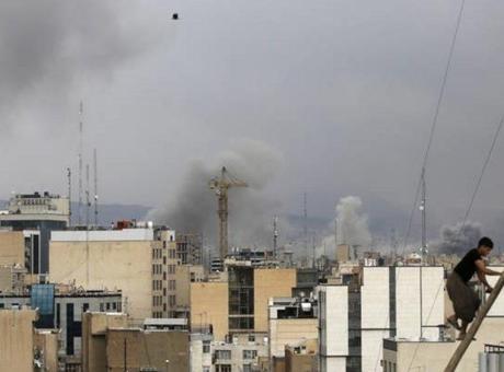 İran'dan Trump'a Cevap: İsrail ve Körfez Ülkelerine 48 Saat Uyarısı!